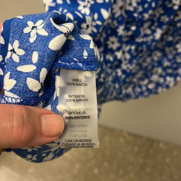 Calvin Klein blue and white daisy shirt dress with pockets - Picture 6 of 7